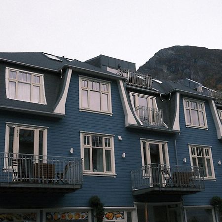 Blue House Odda Apartment Exterior photo